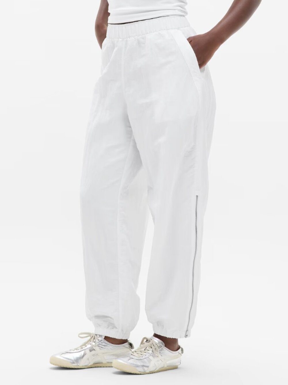 Athleta Pursuit Mid Rise Zip Jogger Pull On Relaxed Fit Pants White Pockets, M/P